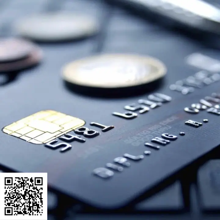 Сканируйте qr код и оформите карту рассрочки 