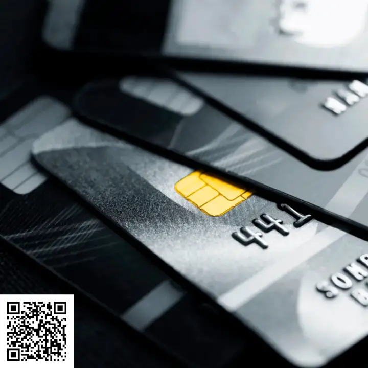 Отсканируйте qr код и оформите бесплатную карту рассрочки прямо сейчас